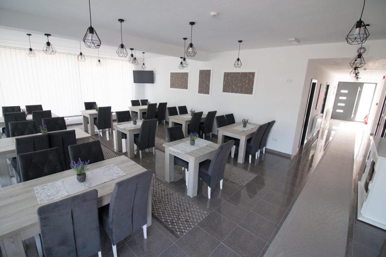 Aparthotel "Queen Zina" Vlašić Exteriér fotografie
